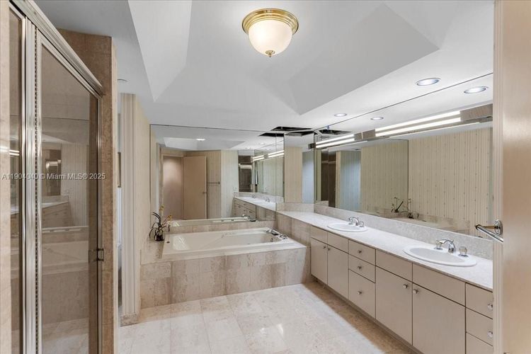 Williams Island 2000 #609 image #21