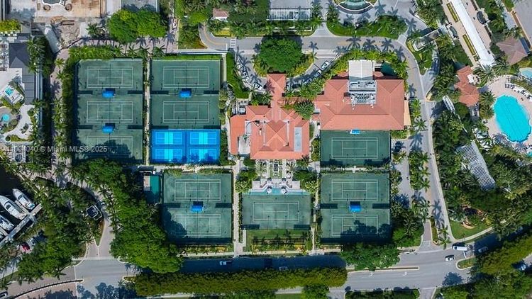 Williams Island 2000 #609 image #35