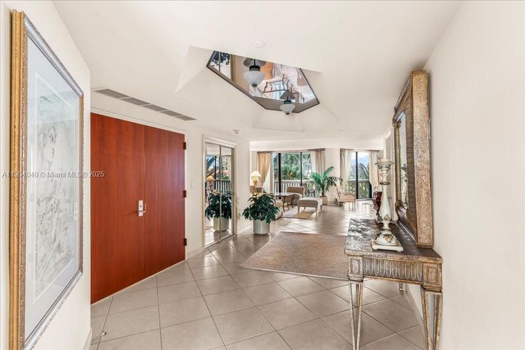 Williams Island 2000 #609 image #6