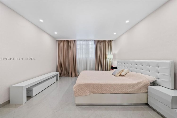 Oceanview #209 image #12