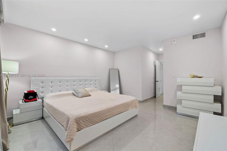 Oceanview #209 image #13