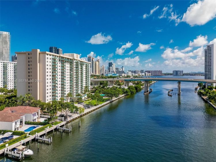 Oceanview #209 image #30