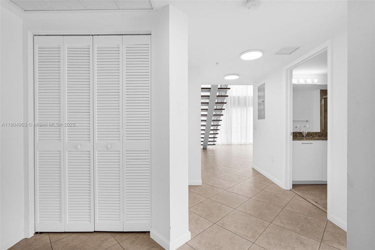 Brickell on the River South #816 image #8