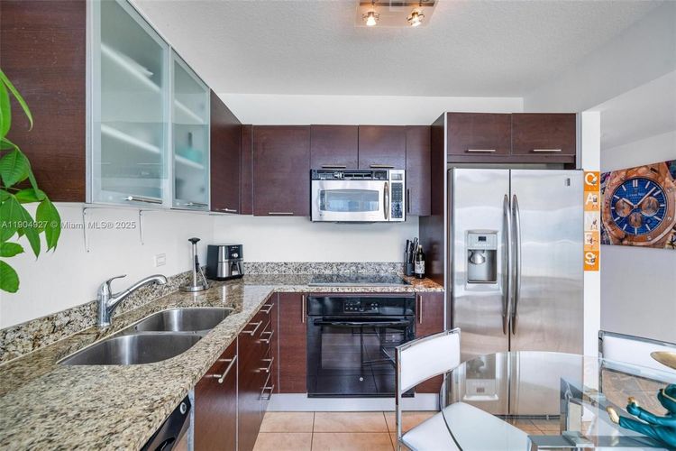 Brickell on the River South #2414 image #6