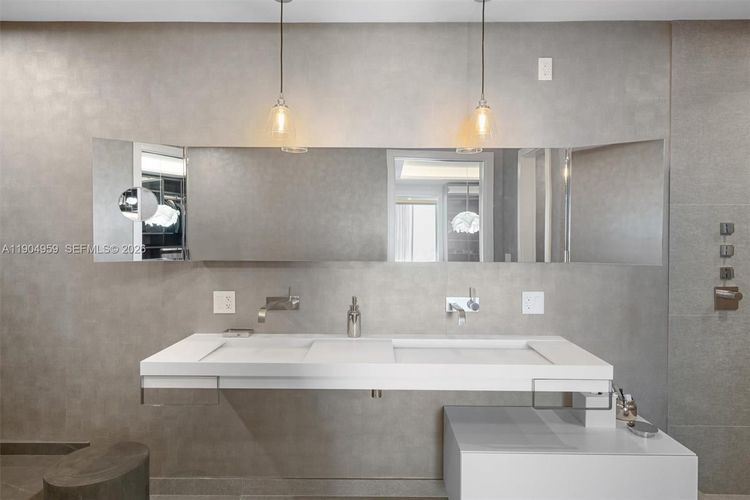 Continuum I South #3203 image #30