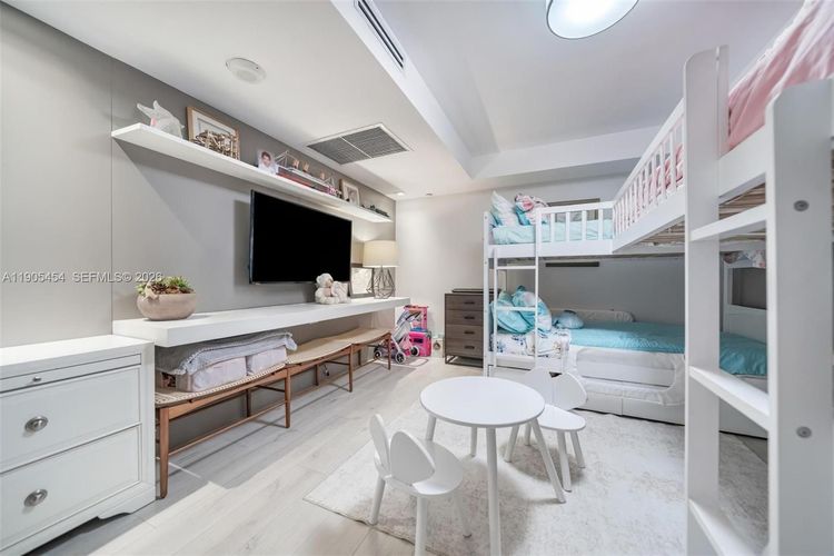 Roney Palace #1414/1415 image #13