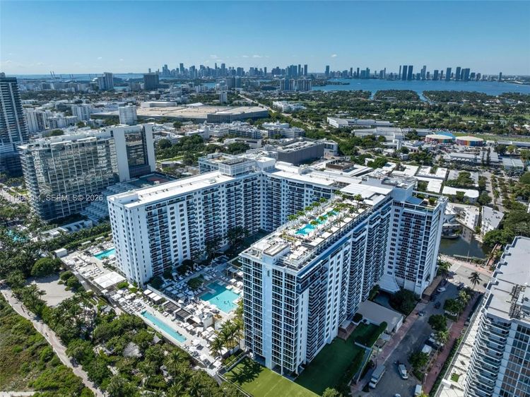 Roney Palace #1414/1415 image #22