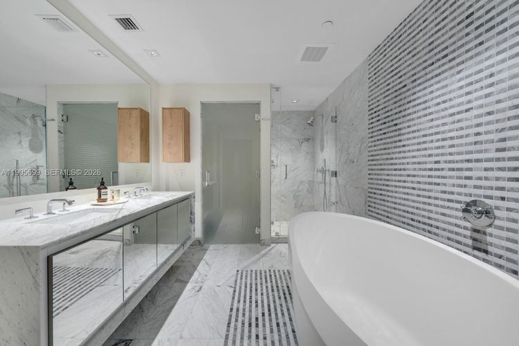 Elysee Miami #1501 image #8