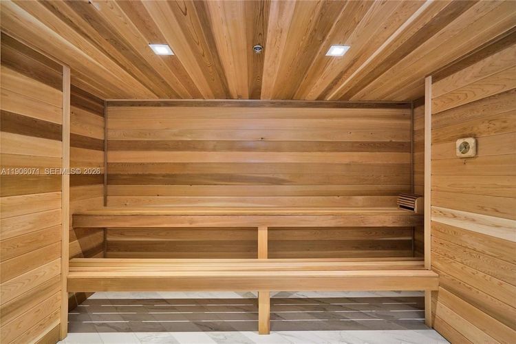 Porto Vita South Tower #704 image #37