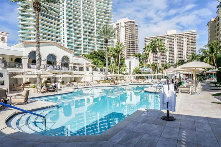 Porto Vita South Tower #704 image #48