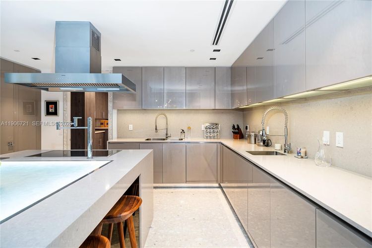 Fendi Chateau Residences #205 image #12