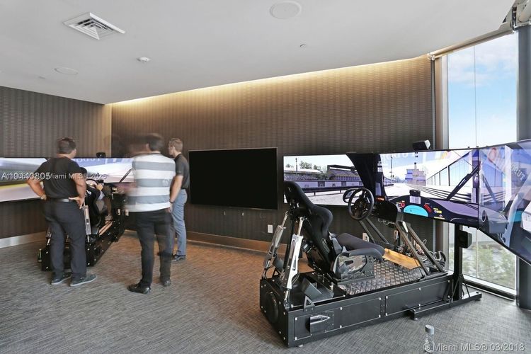 Porsche Design Tower #4804 image #12