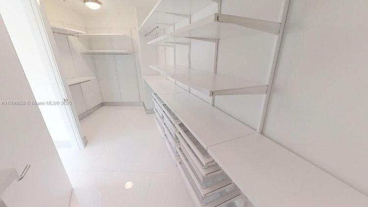 Porsche Design Tower #4804 image #44