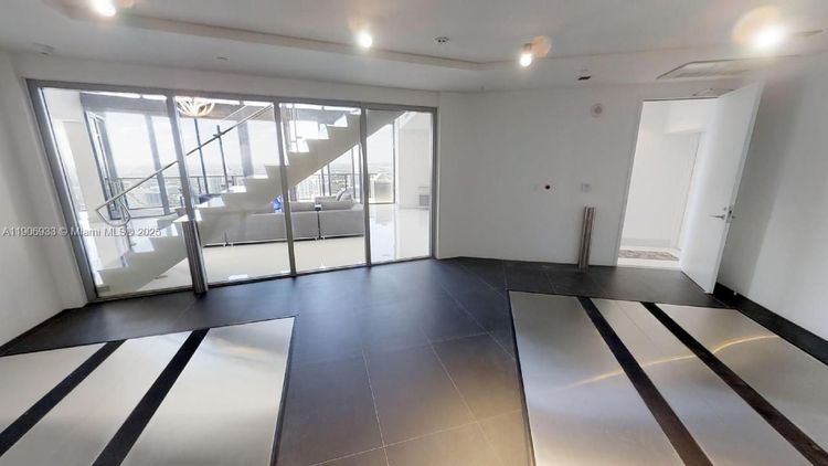 Porsche Design Tower #4804 image #56