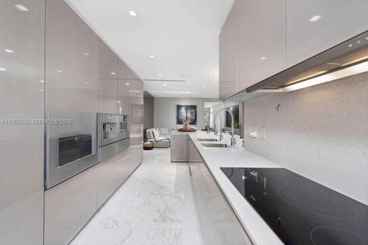 Fendi Chateau Residences #304 image #21