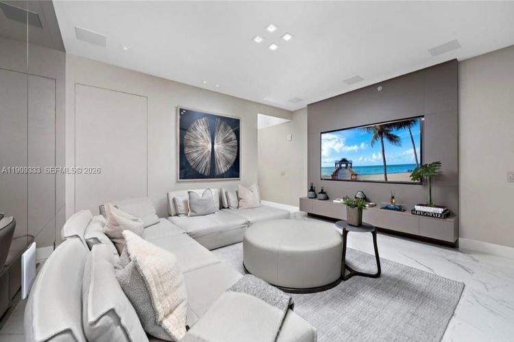 Fendi Chateau Residences #304 image #23