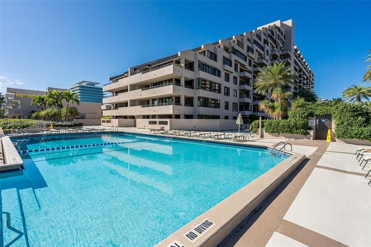 Key Colony III Emerald Bay #1226 image #32