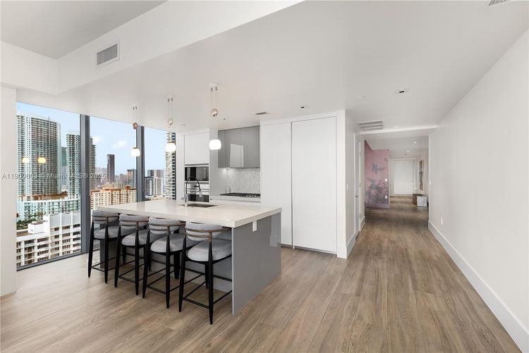 Elysee Miami #2101 image #10