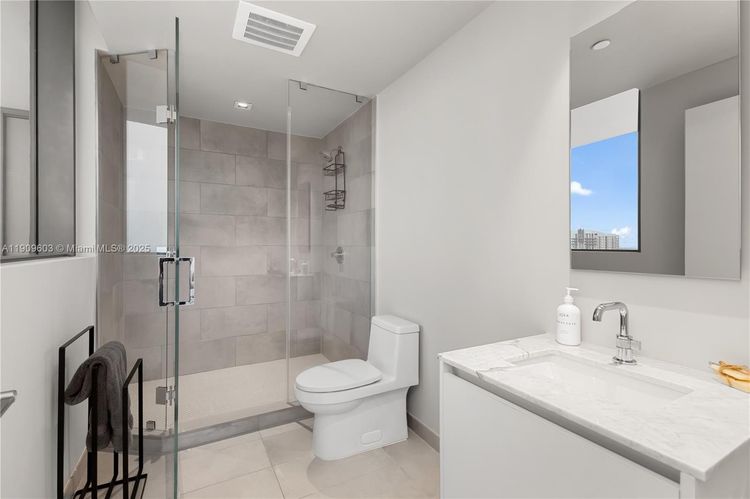 Elysee Miami #2101 image #17