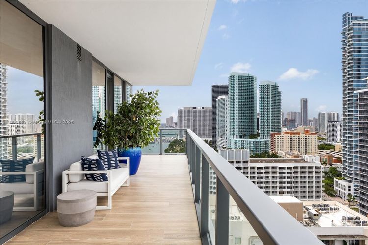 Elysee Miami #2101 image #18