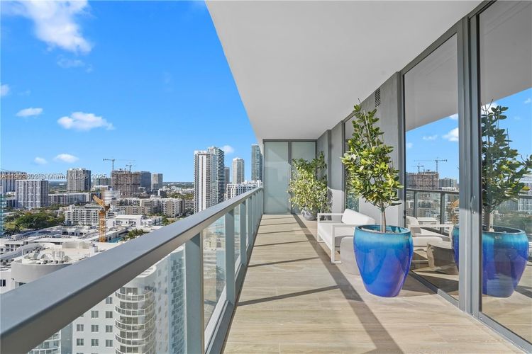 Elysee Miami #2101 image #29