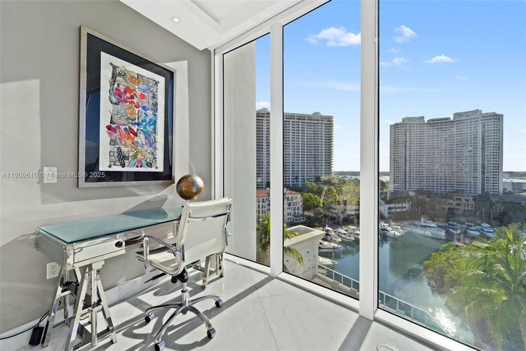 Bellini Williams Island #903 image #15