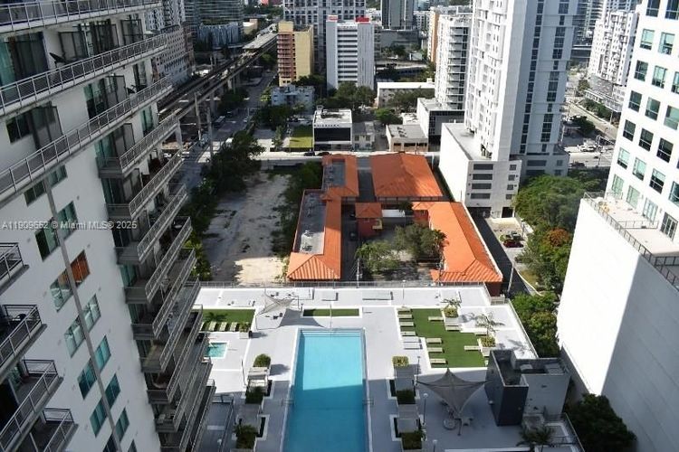 Neo Vertika #2325 image #12