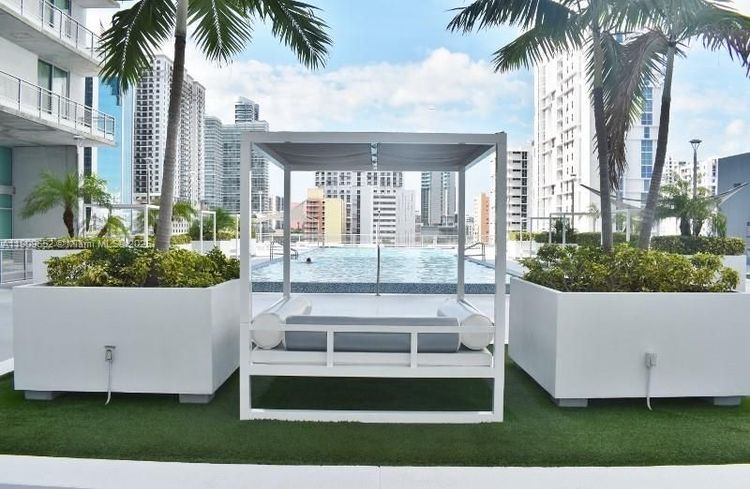 Neo Vertika #2325 image #17