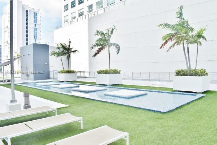 Neo Vertika #2325 image #18