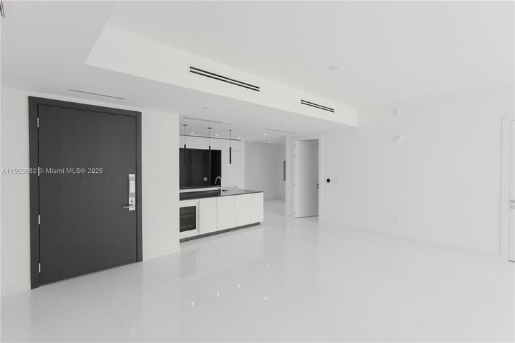 Aston Martin Residences #1003 image #10