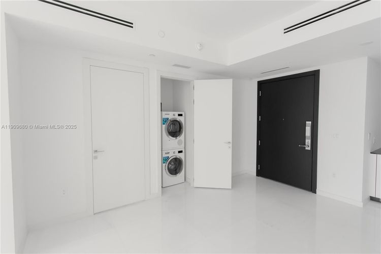 Aston Martin Residences #1003 image #11