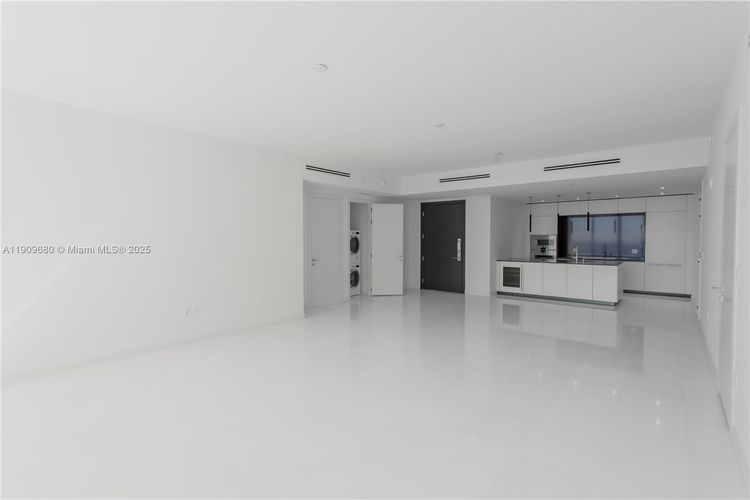 Aston Martin Residences #1003 image #12