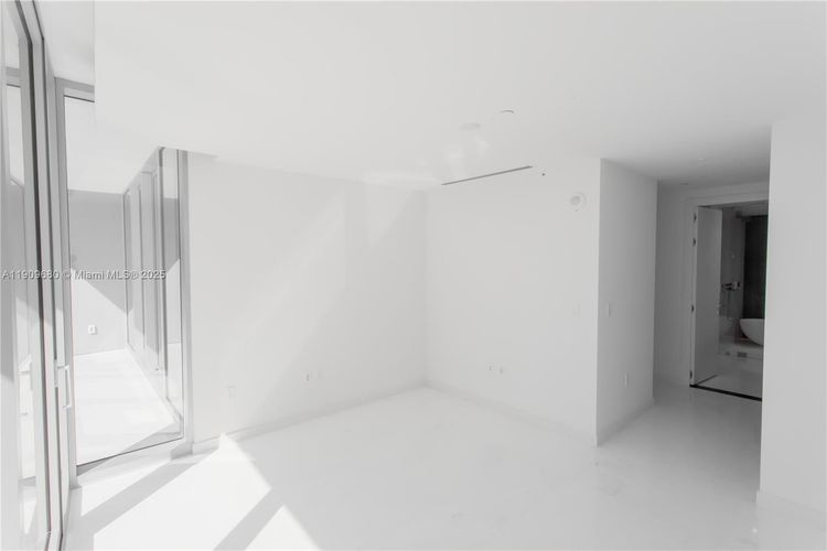 Aston Martin Residences #1003 image #24