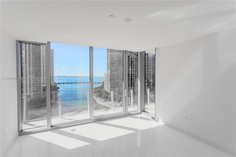 Aston Martin Residences #1003 image #31