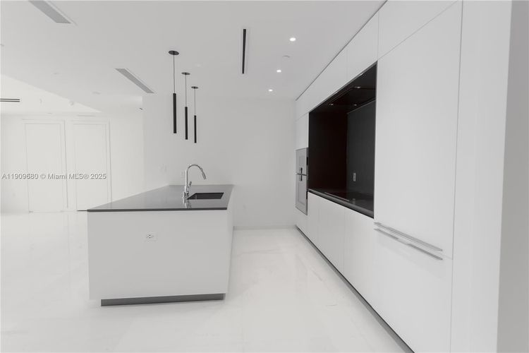 Aston Martin Residences #1003 image #6