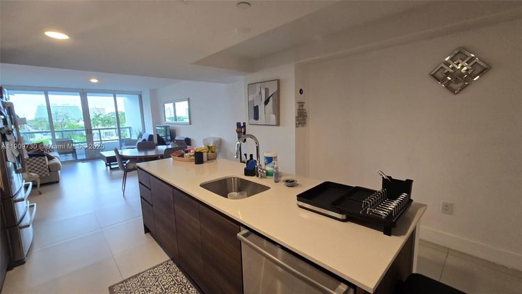 The Ivory #402 image #17