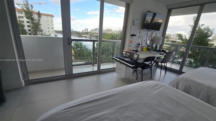 The Ivory #402 image #28