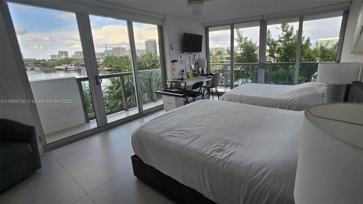 The Ivory #402 image #30