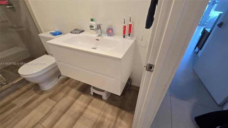 The Ivory #402 image #35