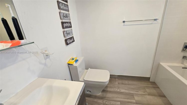 The Ivory #402 image #36