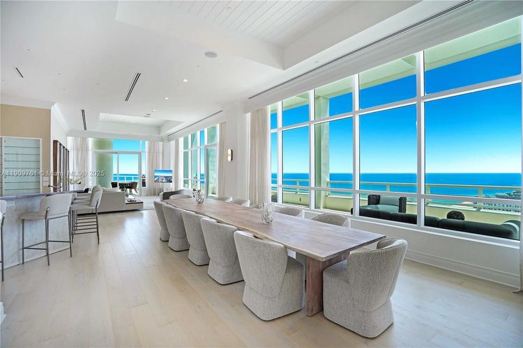 Fontainebleau II Tresor #PH South image #16