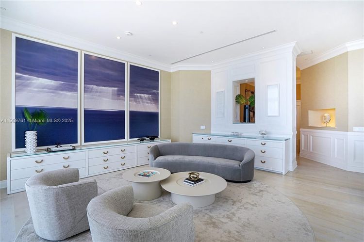 Fontainebleau II Tresor #PH South image #18