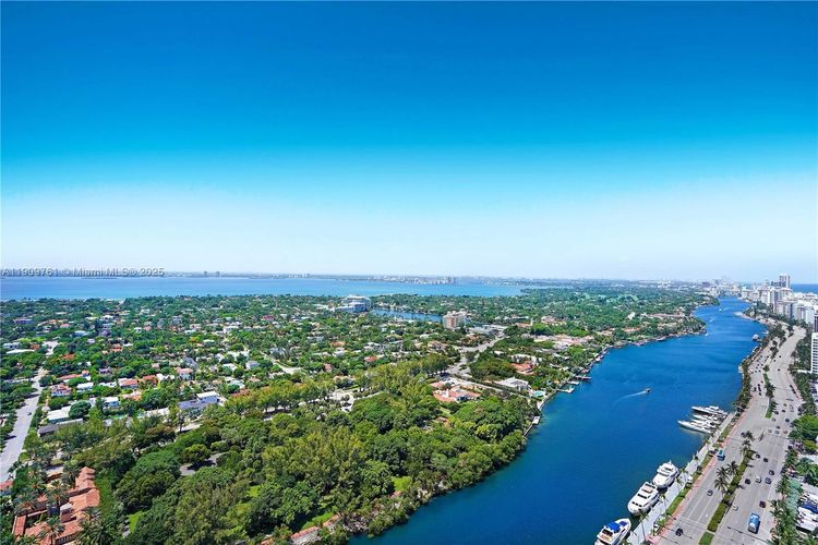 Fontainebleau II Tresor #PH South image #35