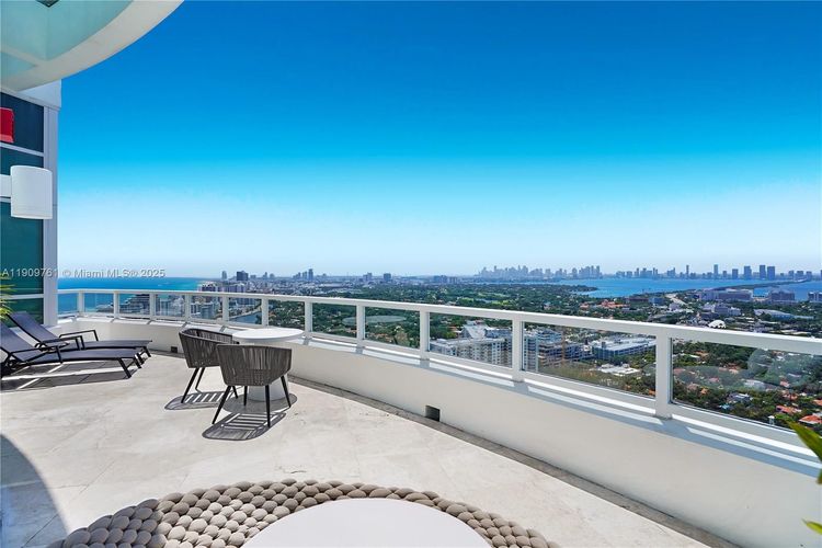 Fontainebleau II Tresor #PH South image #43