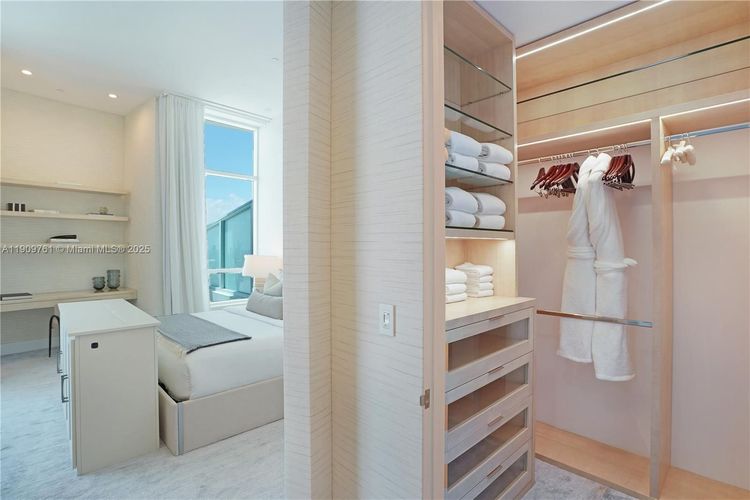 Fontainebleau II Tresor #PH South image #52