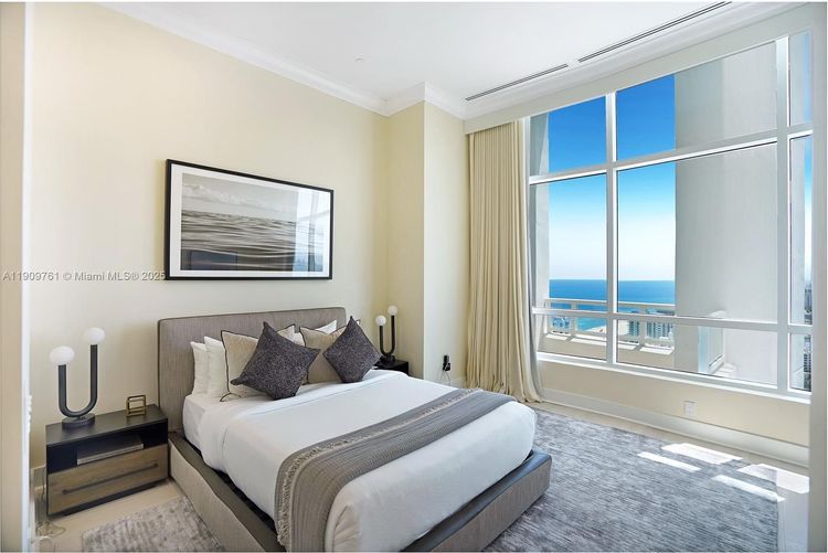 Fontainebleau II Tresor #PH South image #71