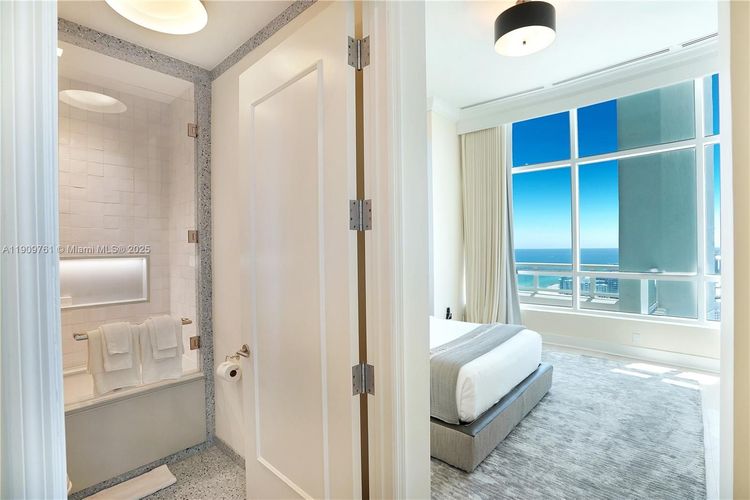 Fontainebleau II Tresor #PH South image #72