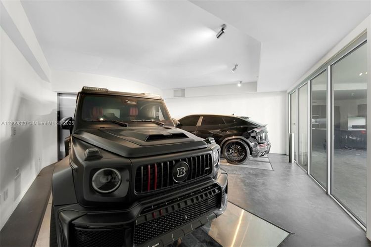 Porsche Design Tower #3205 image #45