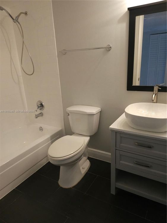 Madison Downtown #W-608 image #34