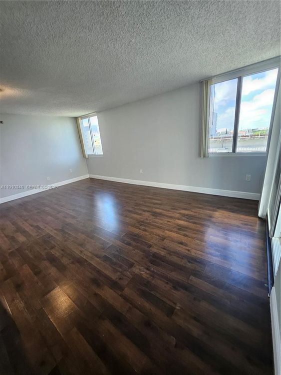 Madison Downtown #W-608 image #36